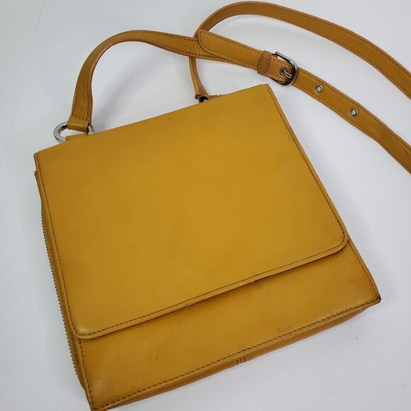 Tignanello Handbags - Vtg TIGNANELLO Crossbody Organizer Bag Purse Pebbled Leather Mustard Yellow